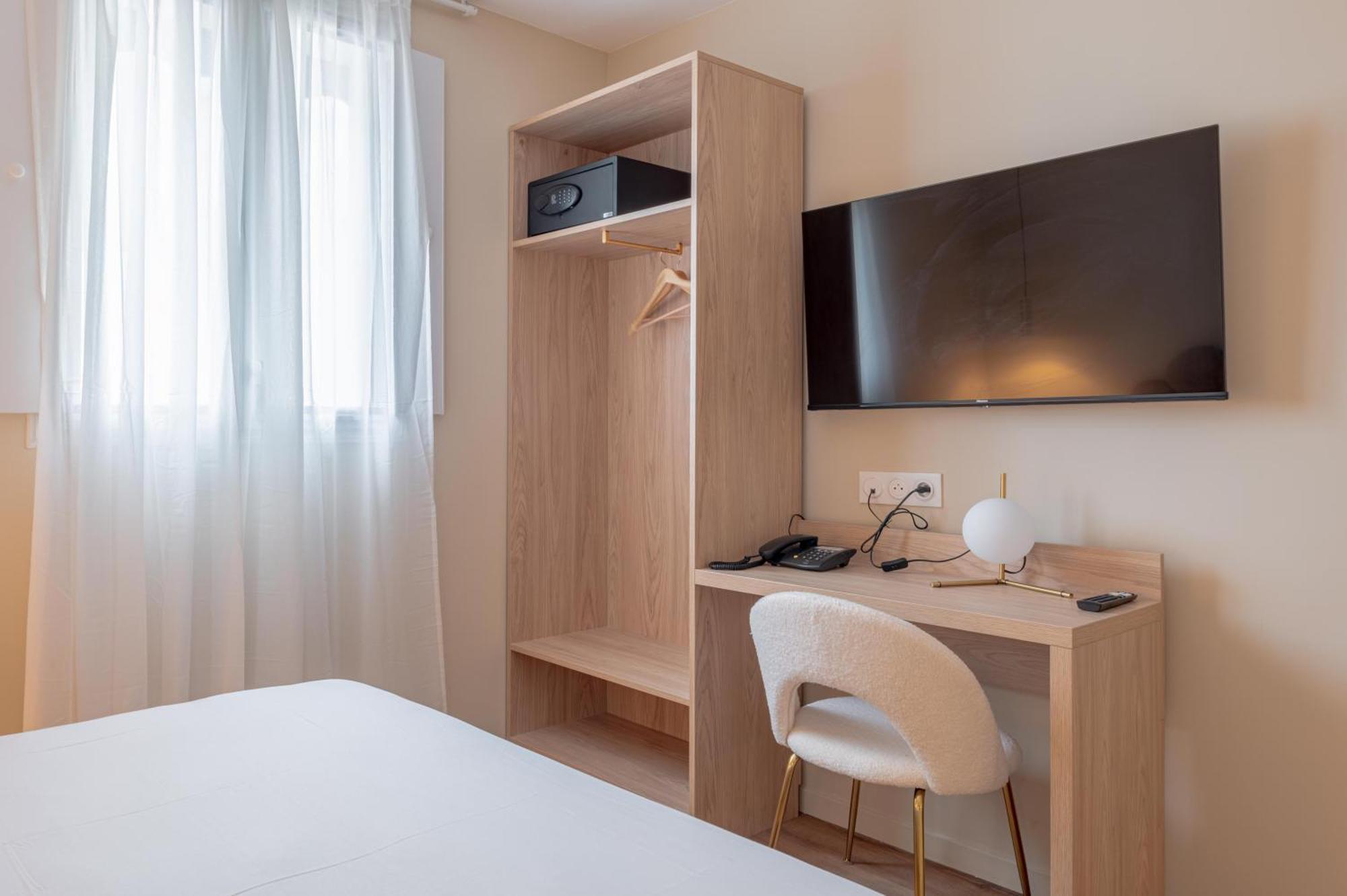 แกรนด์ โฮเทล เซเนีย Hotel ออร์ลี ภายนอก รูปภาพ