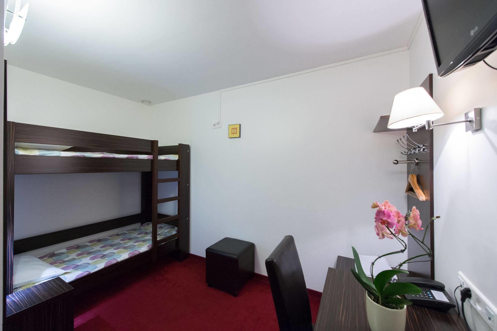 แกรนด์ โฮเทล เซเนีย Hotel ออร์ลี ภายนอก รูปภาพ