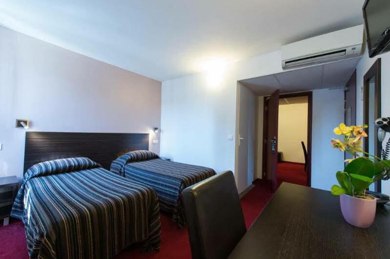 แกรนด์ โฮเทล เซเนีย Hotel ออร์ลี ภายนอก รูปภาพ